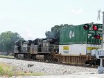 NS 4064 & 9447 are DPU's on the rear of train 204